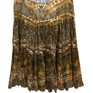 Chico's 100% Silk Lining & Polyester Lined Skirt, Beautiful Design, Size O or S